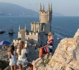 Украински екстремисти планират да провалят туристическия сезон в Крим